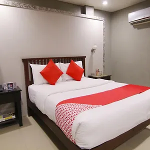 Oyo 103 Artina Hotel Makati City
