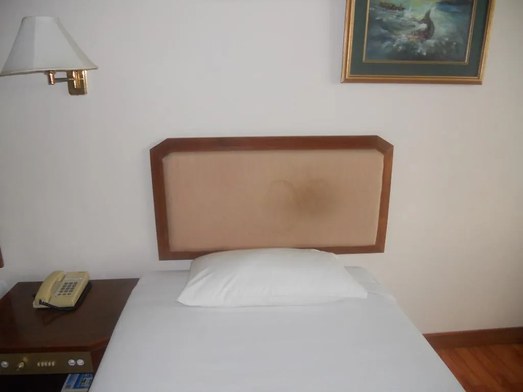 Seasons Of Yangon International Airport Hotel